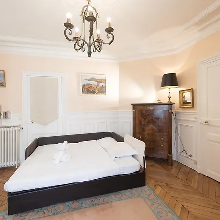Veeve - French-style Allure In Saint-germain Des Prés *