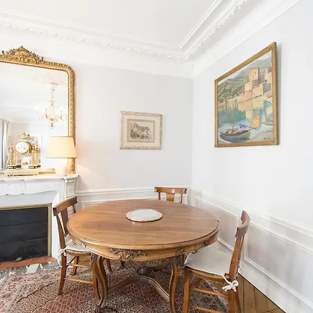 Veeve - French-style Allure In Saint-germain Des Prés Apartamento París