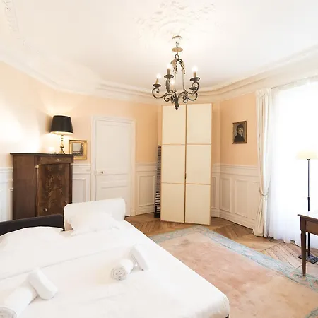 Veeve - Saint-germain Des Pres Allure